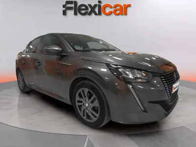 Usado Peugeot 208 Active 101 CV (74 kW) 2021 Gris Utilitario