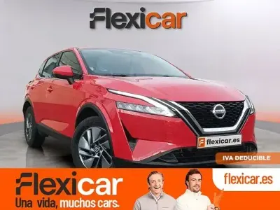Begagnad Nissan Qashqai Acenta 140 HK (102 kW) 2021 Röd SUV