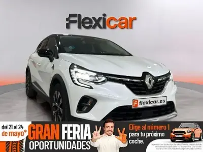 Usado Renault Captur Engineered 145 CV (106 kW) 2023 Blanco SUV