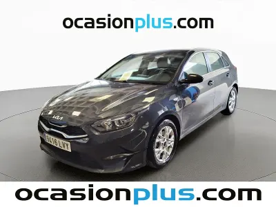Occasion Kia Ceed 101 PK (74 kW) 2022 Grijs Hatchback