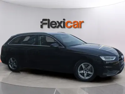 Usado Audi A4 Advanced Plus 163 CV (119 kW) 2023 Negro Familiar