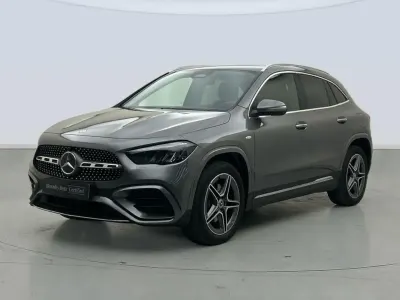 Usado Mercedes GLA250 218 CV (160 kW) 2025 Gris SUV