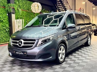Mercedes V220
