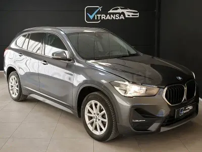Usado BMW X1 150 CV (110 kW) 2022 Gris / plata SUV