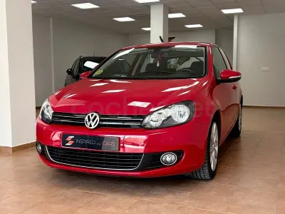 Usado VW Golf VI 140 CV (102 kW) 2009 Rojo Berlina