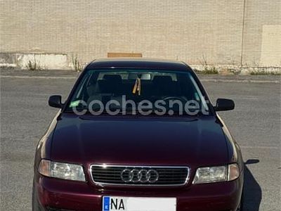 Granate Usado 1996 Audi A4 Familiar | 3250 € (Buen precio)