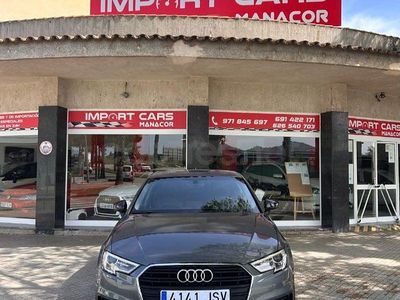 Usado Audi A3 110 CV (80 kW) 2016 Gris / plata Berlina