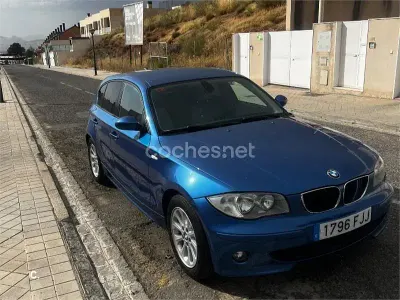 Usado BMW 116 115 CV (84 kW) 2006 Azul Utilitario