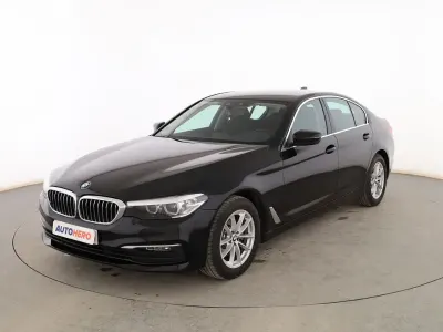 Usado BMW 520 Comfort Edition 190 CV (139 kW) 2018 Negro Berlina