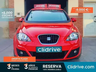 Usado Seat Altea Ecomotive 105 CV (77 kW) 2011 Rojo Monovolumen