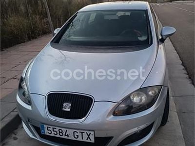 Gris / plata Usado 2010 Seat Leon Ecomotive Berlina | 4300 € (Buen precio)