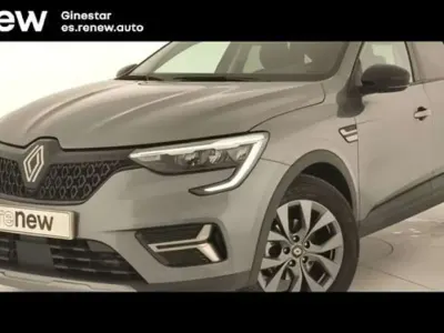 Usado Renault Arkana Evolution 140 CV (102 kW) 2025 Gris SUV