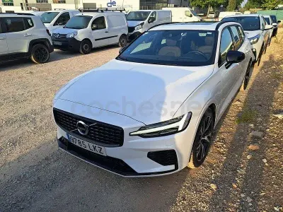 Usado Volvo V60 R-Design 390 CV (286 kW) 2020 Blanco Familiar