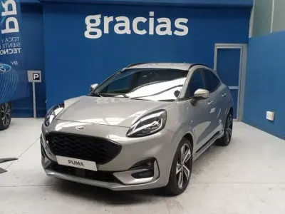 Usado Ford Kuga ST-Line 225 CV (165 kW) 2023 Ázul chrome (metalizado) SUV