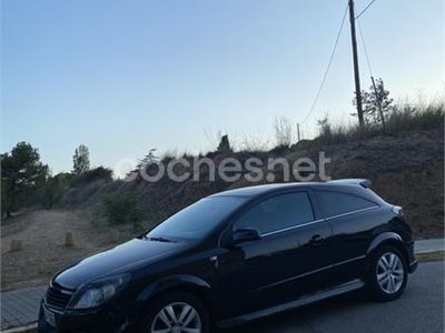 Opel Astra GTC