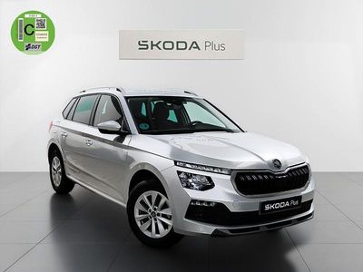 Gris / plata Usado 2025 Skoda Kamiq Selection SUV | 22.190 € (Precio justo)