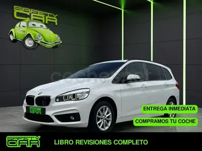 Usado BMW 218 Advantage 150 CV (110 kW) 2017 Blanco Familiar