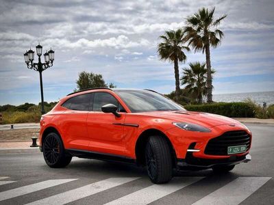 Aston Martin DBX 707