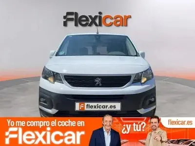 Usado Peugeot Rifter Active 100 CV (73 kW) 2021 Blanco Monovolumen