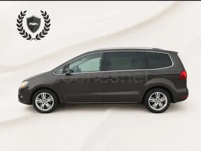 Usado Seat Alhambra I-Tech 140 CV (102 kW) 2014 Marrón Monovolumen