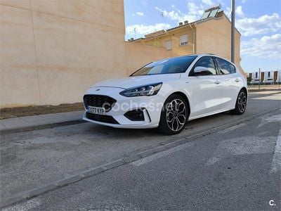 Usado Ford Focus ST-Line 182 CV (133 kW) 2019 Blanco Berlina