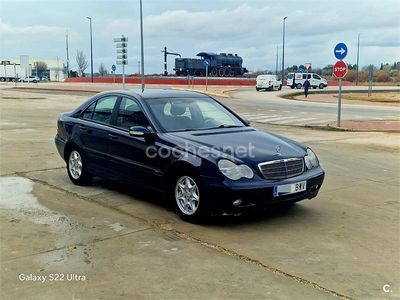 Azul Usado 2002 Mercedes C220 Classic Berlina | 2999 € (Super precio)