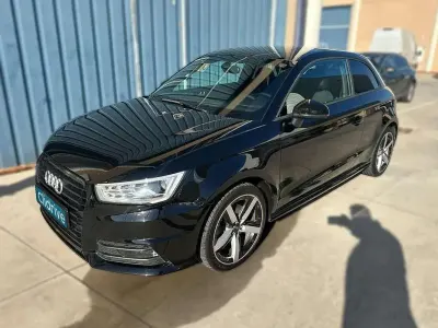 Usado Audi A1 Ambiente 150 CV (110 kW) 2015 Negro Utilitario