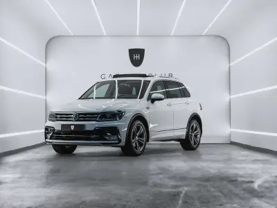 Begagnad VW Tiguan Sportline 190 HK (139 kW) 2017 Vit SUV