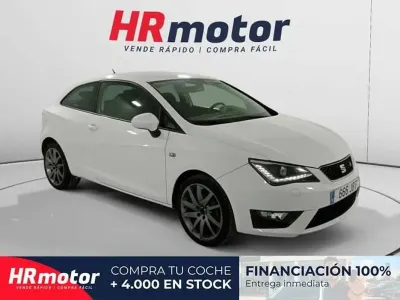 Usado Seat Ibiza SC FR 106 CV (77 kW) 2014 Blanco Utilitario