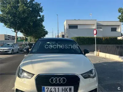 Usado Audi A1 Ambition 105 CV (77 kW) 2012 Blanco Utilitario