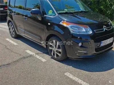 Usado Citroën C3 Picasso Attraction 92 CV (67 kW) 2014 Negro Monovolumen
