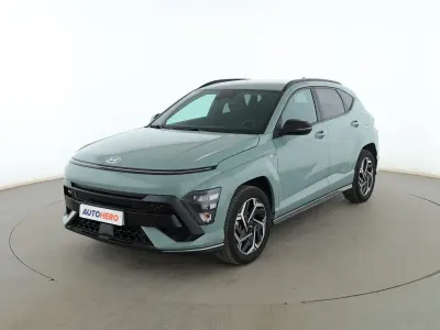 Usado Hyundai Kona N Line 141 CV (103 kW) 2025 Verde SUV