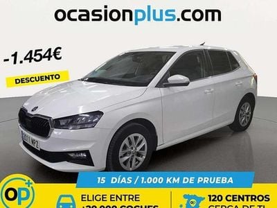 Usado Skoda Fabia Selection 95 CV (69 kW) 2024 Blanco Utilitario