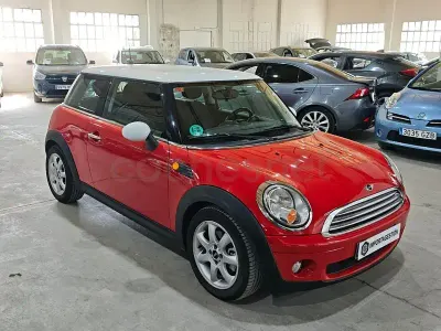 Usado Mini Cooper 120 CV (88 kW) 2007 Rojo Utilitario