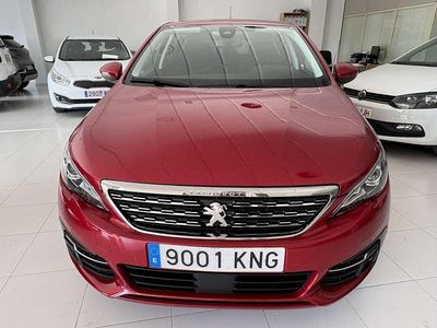 Usado Peugeot 308 Allure 131 CV (96 kW) 2018 Rojo Utilitario