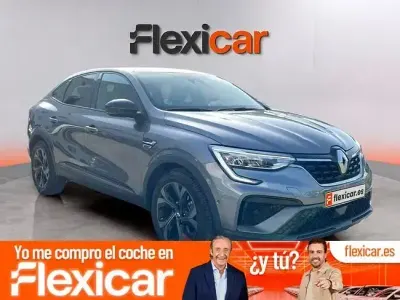 Usado Renault Arkana RS Line 145 CV (106 kW) 2022 Gris SUV