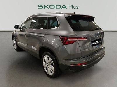 Gris Usado 2025 Skoda Karoq Selection SUV | 29.500 € (Precio justo)