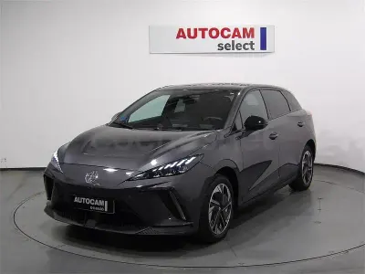 Usado MG MG4 EV Luxury 2023 Eléctrico Utilitario