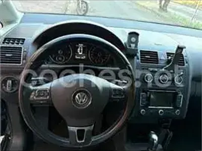 Usado VW Touran Edition 105 CV (77 kW) 2014 Negro Monovolumen