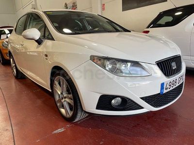 Usado Seat Ibiza Reference 105 CV (77 kW) 2009 Blanco Berlina