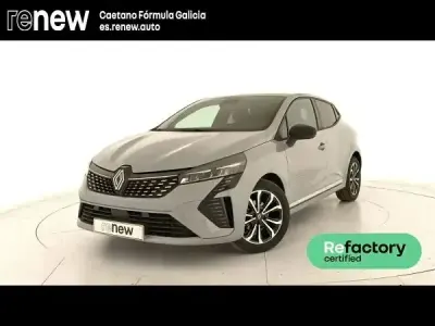 Begagnad Renault Clio V Techno 90 HK (66 kW) 2024 Grå Sedan