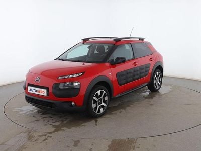 Usado Citroën C4 Shine 100 CV (73 kW) 2017 Rojo SUV