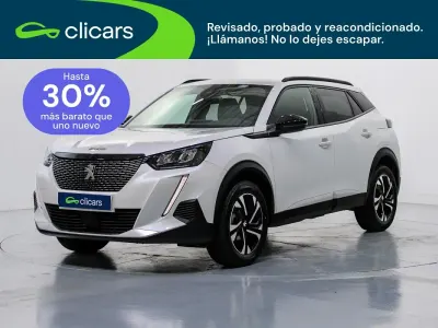 Usado Peugeot 2008 Allure 100 CV (73 kW) 2022 Blanco SUV