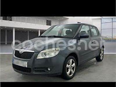 Usado Skoda Fabia Sport 105 CV (77 kW) 2007 Gris / plata Berlina