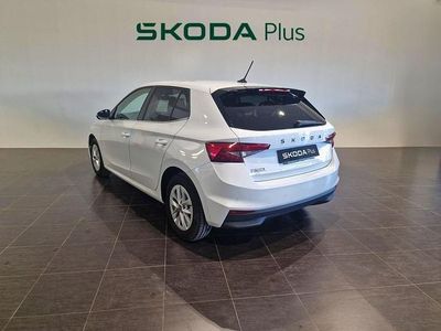 Usado Skoda Fabia Selection 115 CV (84 kW) 2025 Blanco Utilitario