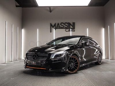 Usado Mercedes CLA180 Shooting Brake OrangeArt Edition 122 CV (89 kW) 2015 Negro Familiar