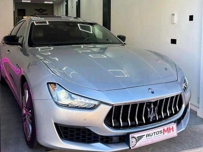 Usado Maserati Ghibli 275 CV (202 kW) 2020 Gris / plata Berlina