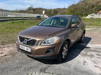 Usado Volvo XC60 Momentum 163 CV (119 kW) 2009 Marrón SUV