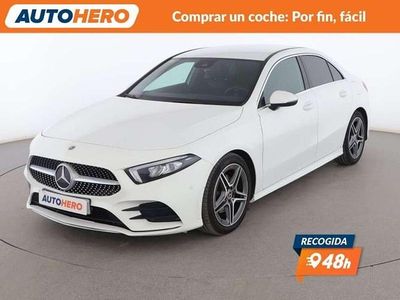 Usado Mercedes A180 AMG line 117 CV (86 kW) 2019 Blanco Berlina