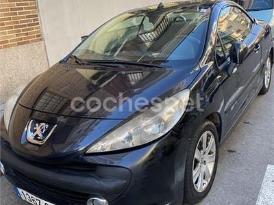 Usado Peugeot 207 CC 120 CV (88 kW) 2008 Negro Descapotable